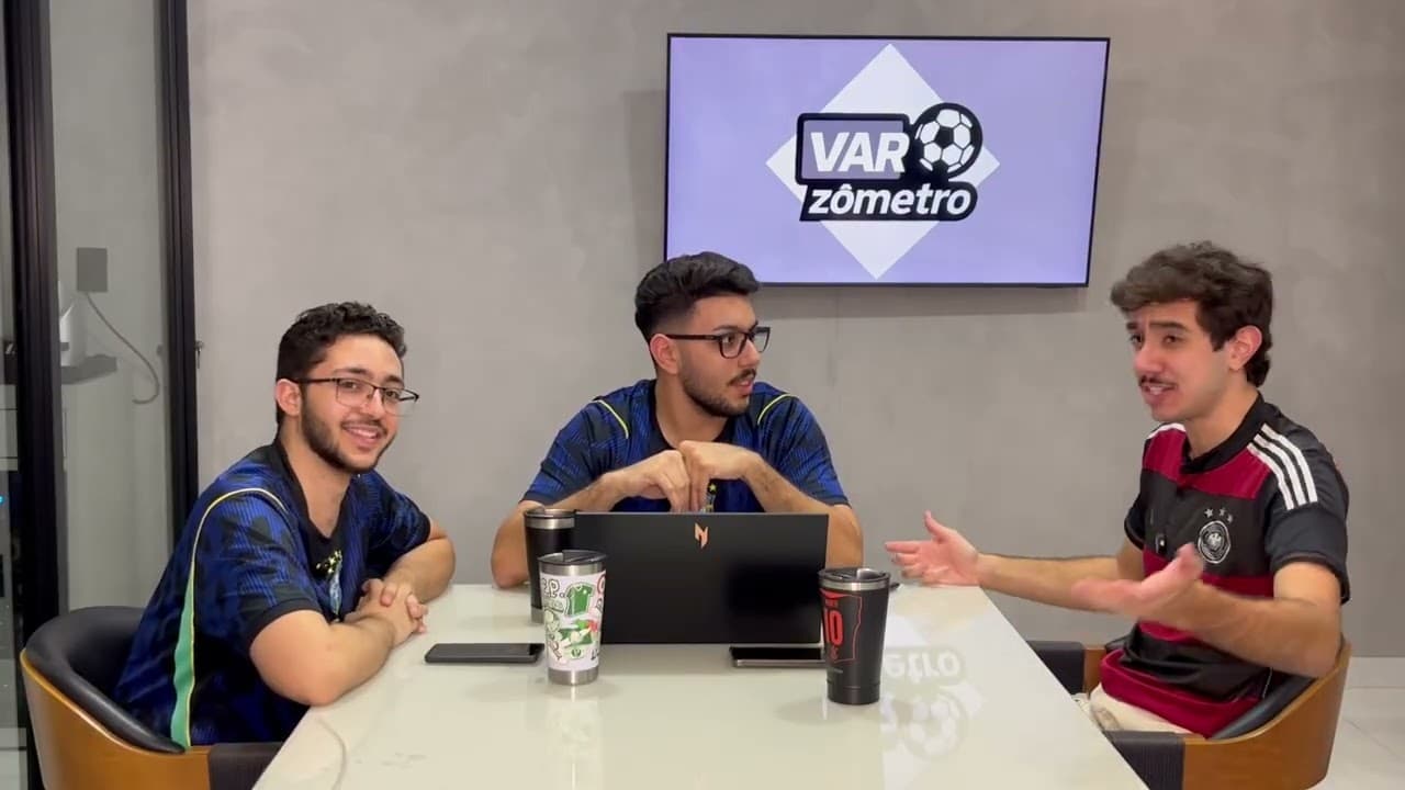 TEMOS 22 ANOS E NUNCA VIMOS O BRASIL GANHAR A COPA (NEM VAMOS VER)